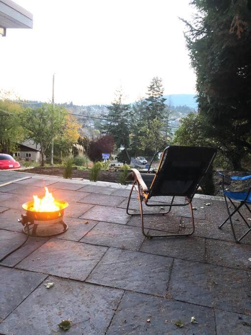 Bright Private Suite Near Departure Bay Beach 나나이모 외부 사진