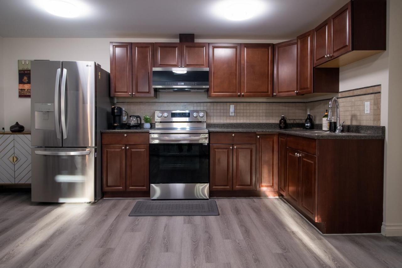 Bright Private Suite Near Departure Bay Beach 나나이모 외부 사진
