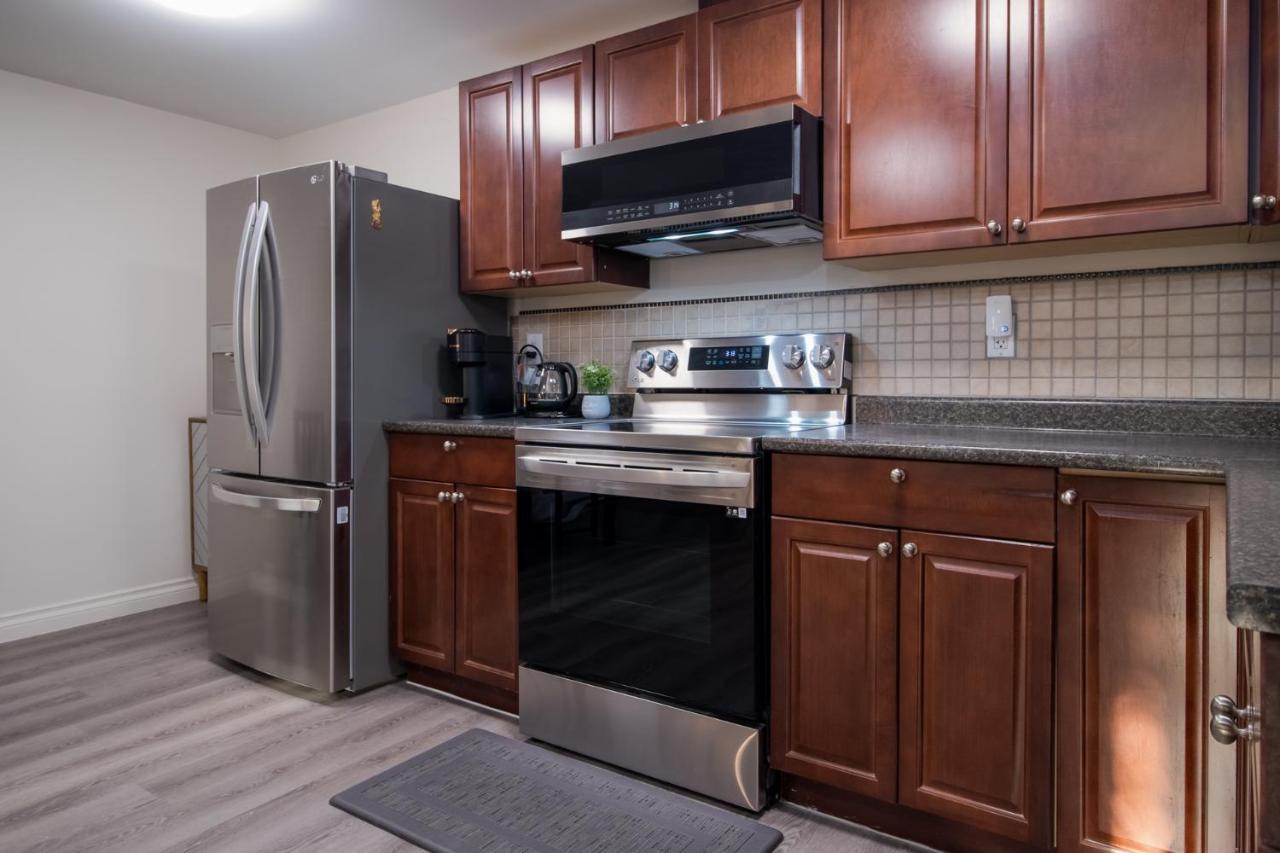 Bright Private Suite Near Departure Bay Beach 나나이모 외부 사진