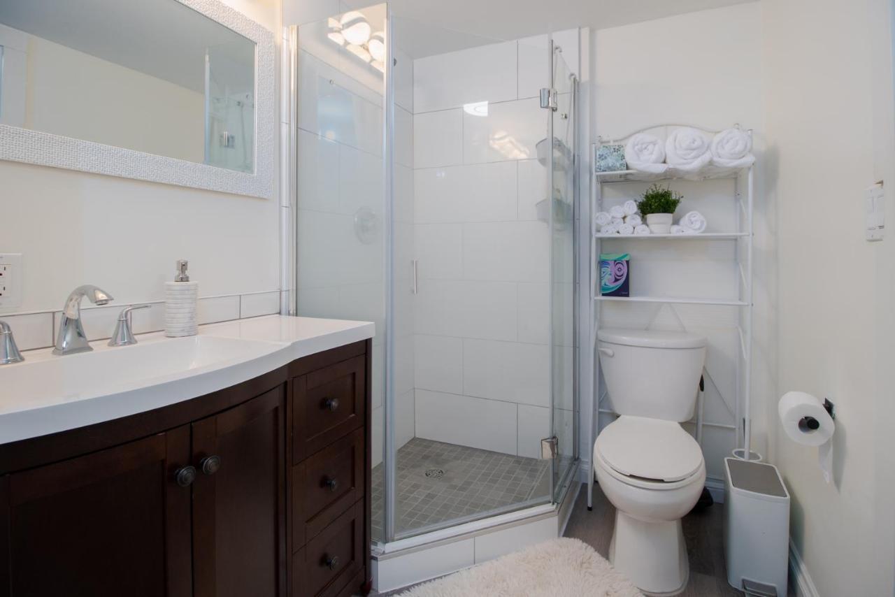 Bright Private Suite Near Departure Bay Beach 나나이모 외부 사진